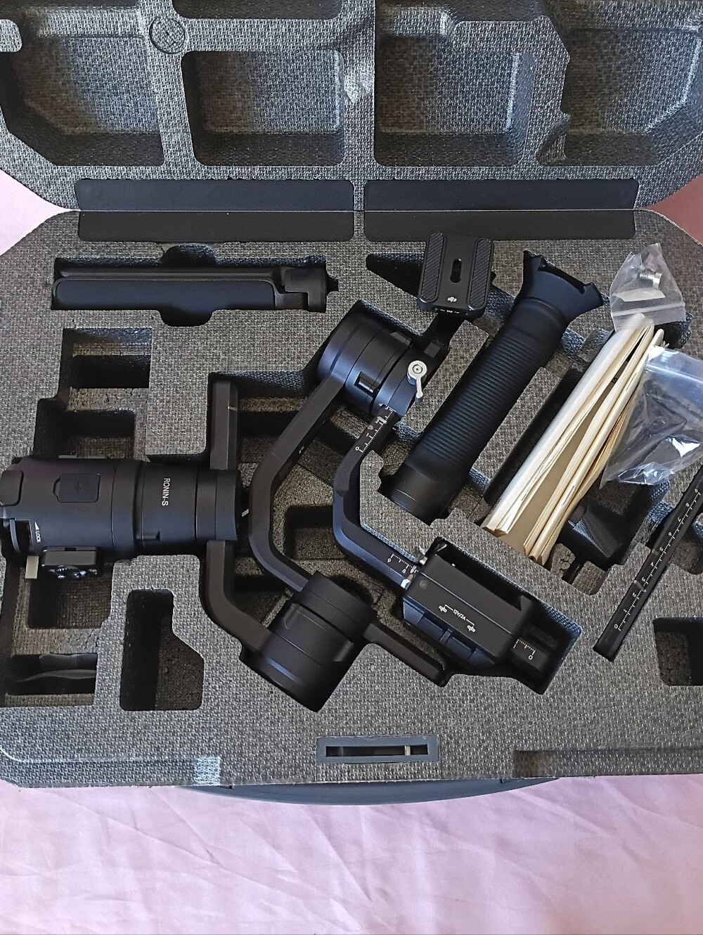DJI Ronin S Gimbal Stabalizer